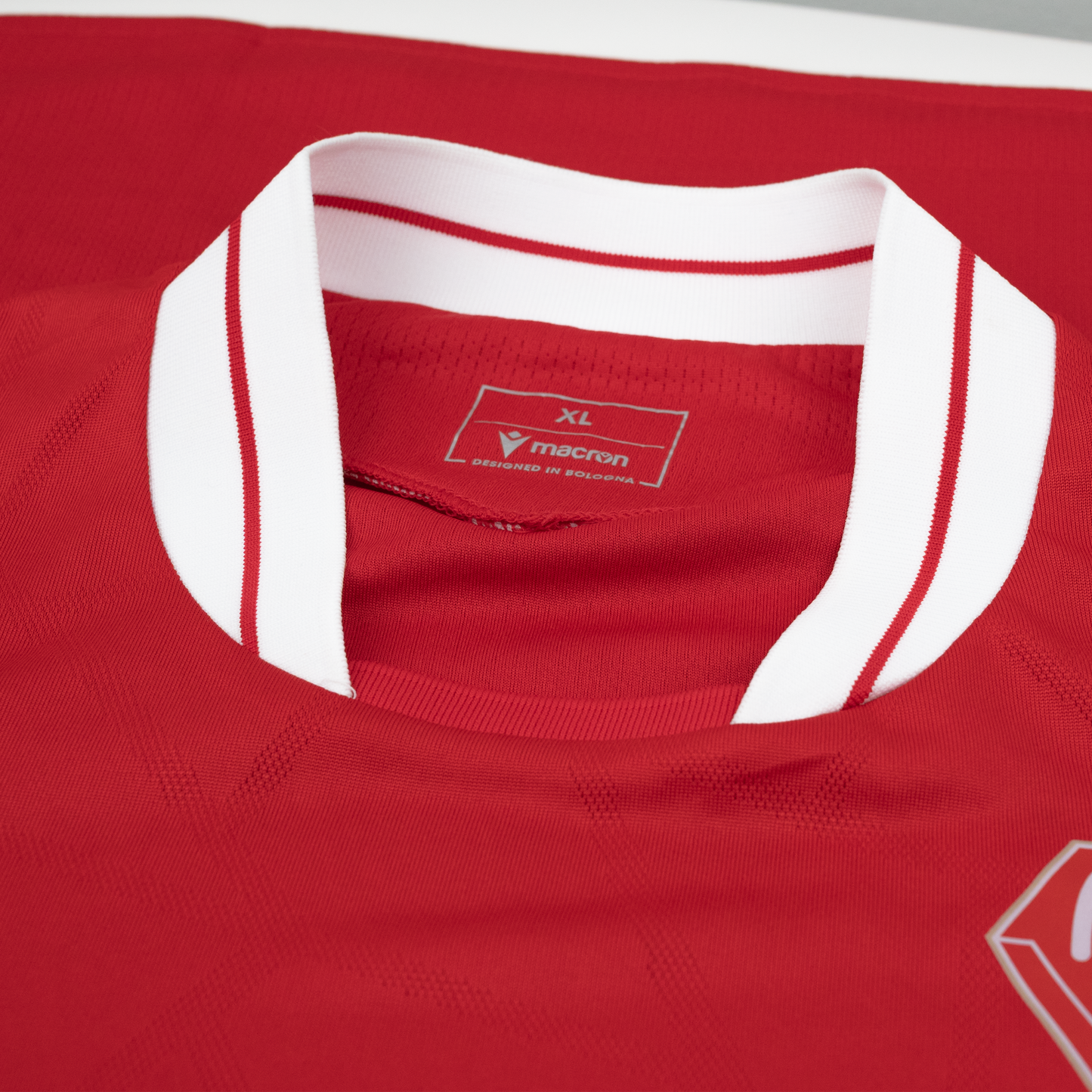 Maillot Officiel MC Oran 2026 Macron Homme/Femme Rouge – Football Algérie